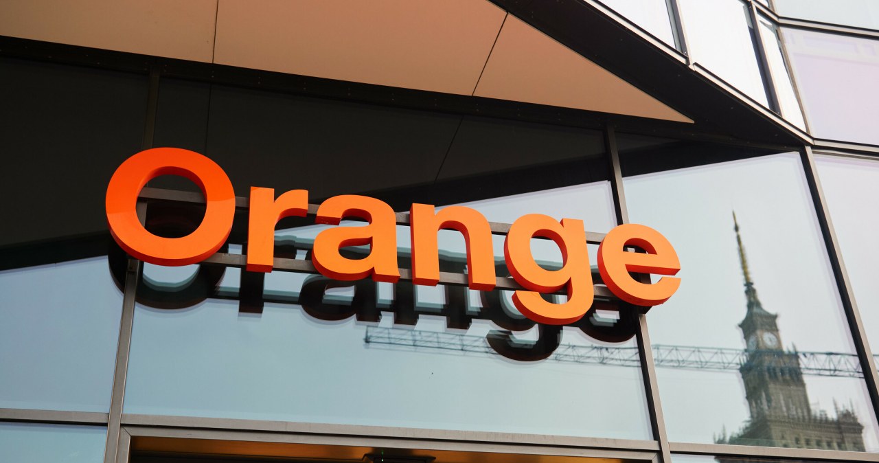 Orange ma "umowę społeczną". Z firmy odejdzie do 1000 pracowników