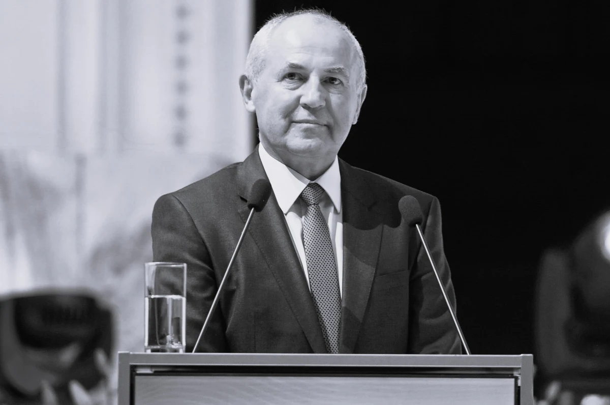 W wieku 75 lat zmarł Leszek Gierszewski, założyciel i prezes firmy Drutex – jednego z liderów branży stolarki otworowej w Polsce i Europie. O śmierci przedsiębiorcy poinformowała w czwartek firma na swojej stronie internetowej.