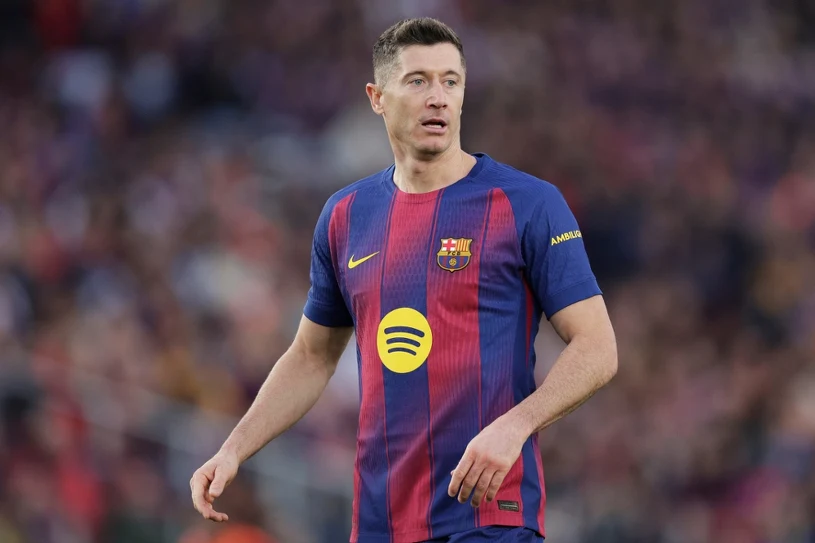 Wkraczają po Lewandowskiego. Głośno o wielkim transferze. Decyzja zapadła