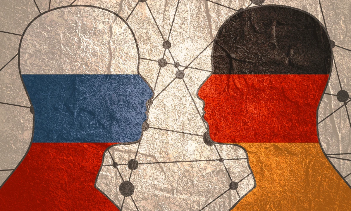 W luksusowych wnętrzach hotelu Bab al-Qasr w Abu Zabi, z dala od europejskich kamer i mikrofonów, odbywają się tajne rozmowy między wpływowymi politykami i lobbystami z Niemiec oraz Rosji - ujawnia niemiecki tygodnik "Die Zeit". Spotkania, w których uczestniczą m.in. byli wysocy urzędnicy rządu Angeli Merkel i przedstawiciele Kremla, mają na celu przywrócenie dialogu między Berlinem a Moskwą.