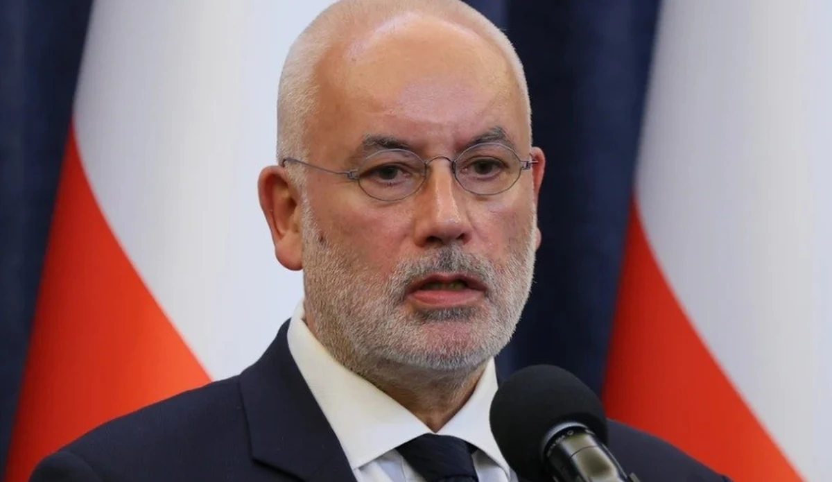 "Składka zdrowotna jest niewystarczająca. W związku z tym coś należy zrobić. Jedną z możliwości jest podniesienie składki zdrowotnej, inną - dość głęboka reforma systemu, tak, żeby był on bardziej efektywny i mniej nas kosztował. Albo rezygnacja z części świadczeń. Społeczeństwo jednak nie będzie się chciało na to zgodzić" - mówił w Rozmowie o 7:00 w Radiu RMF24 prof. Piotr Czauderna, doradca prezydenta Nawrockiego ds. zdrowia.