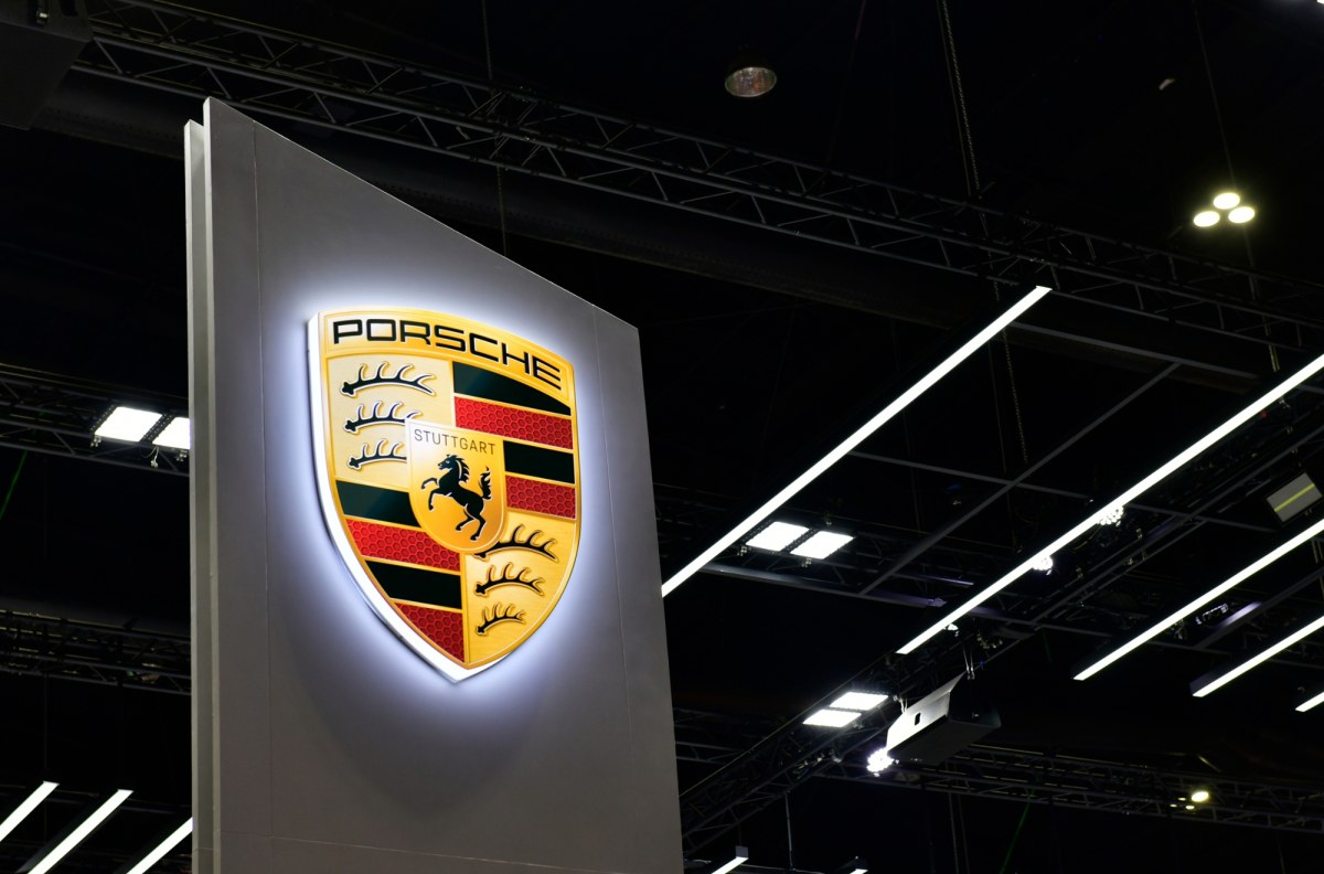 Samochody Porsche w Rosji nie chcą odpalić. Spekulacje na temat przyczyn awarii