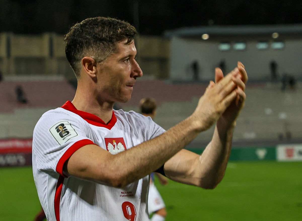 Holandia, Japonia i Tunezja to potencjalni rywale Polski w grupie piłkarskich mistrzostw świata. Dziś w Waszyngtonie rozlosowano grupy mundialu, który odbędzie się w USA, Kanadzie i Meksyku.