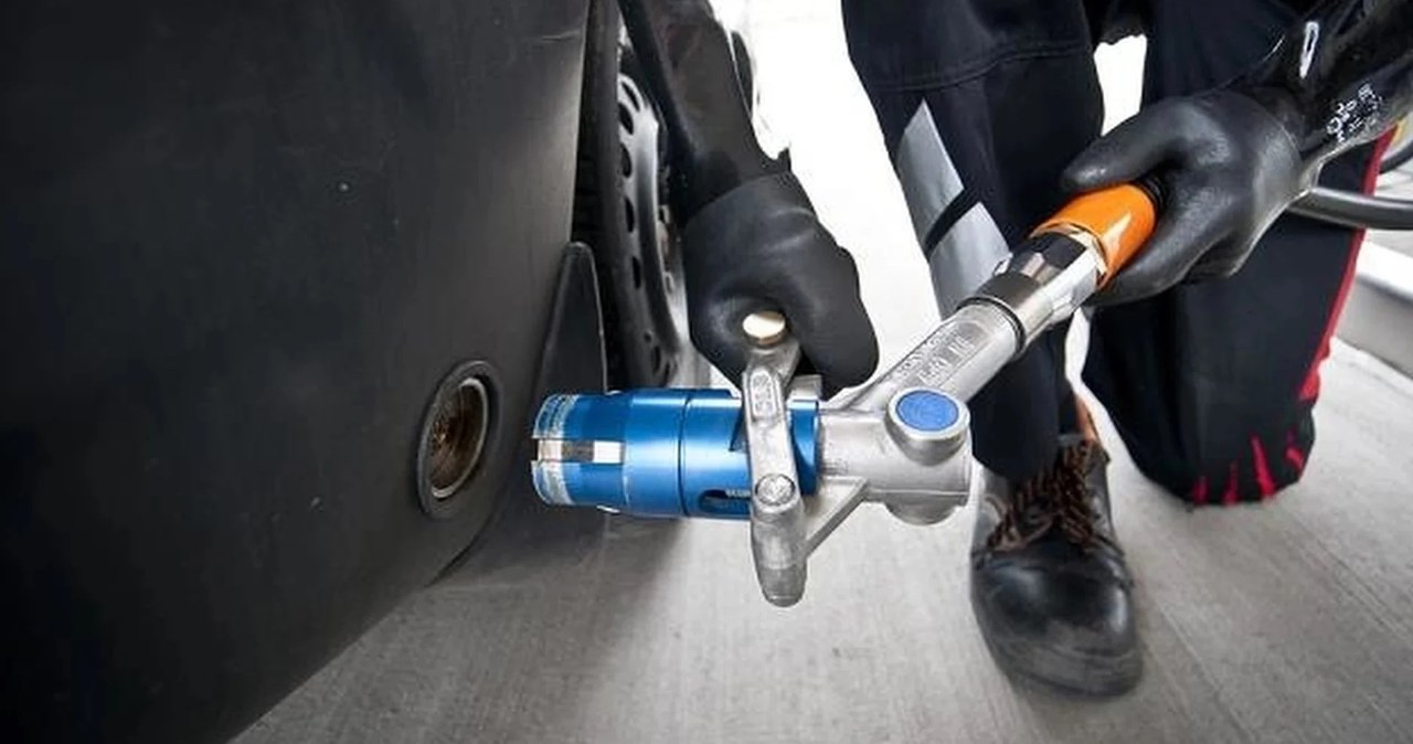 Od 8 grudnia zmiany na stacjach paliw. Kto ma LPG, ten żałuje