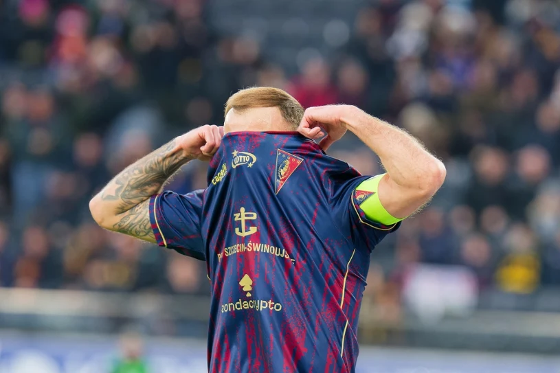 Feio znów to zrobił. Pogoń już świętowała. Grosicki będzie wściekły