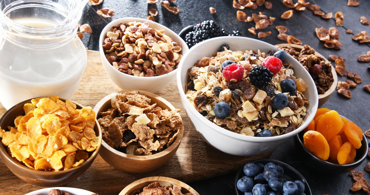 Wysoki poziom wiecznych chemikaliów w jedzeniu. Polacy jedzą to co dzień