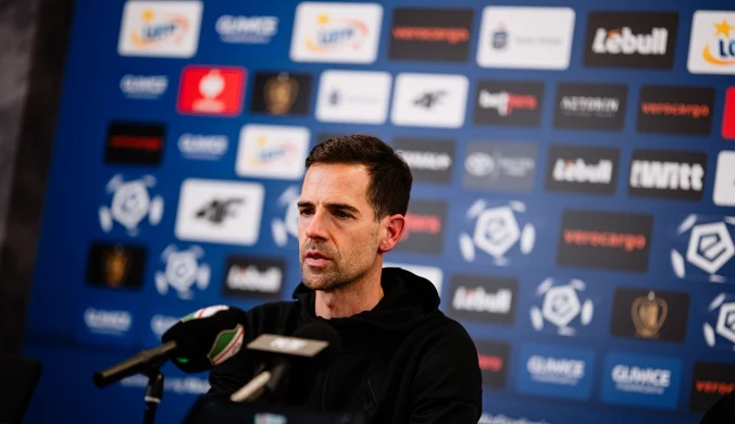 Trener Legii przemówił po porażce. Zwrócił się do kibiców. Koszmar trwa