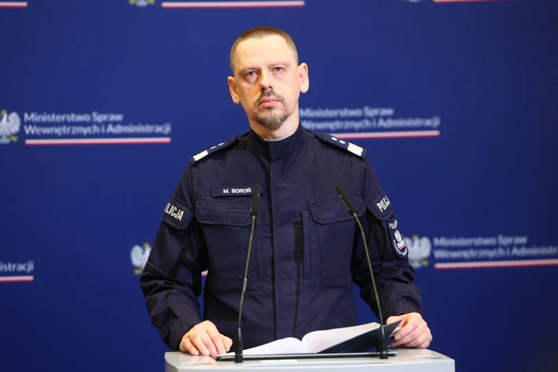 Uruchamiają procedurę Interpolu. Wnioski o czerwone noty trafiły do KGP