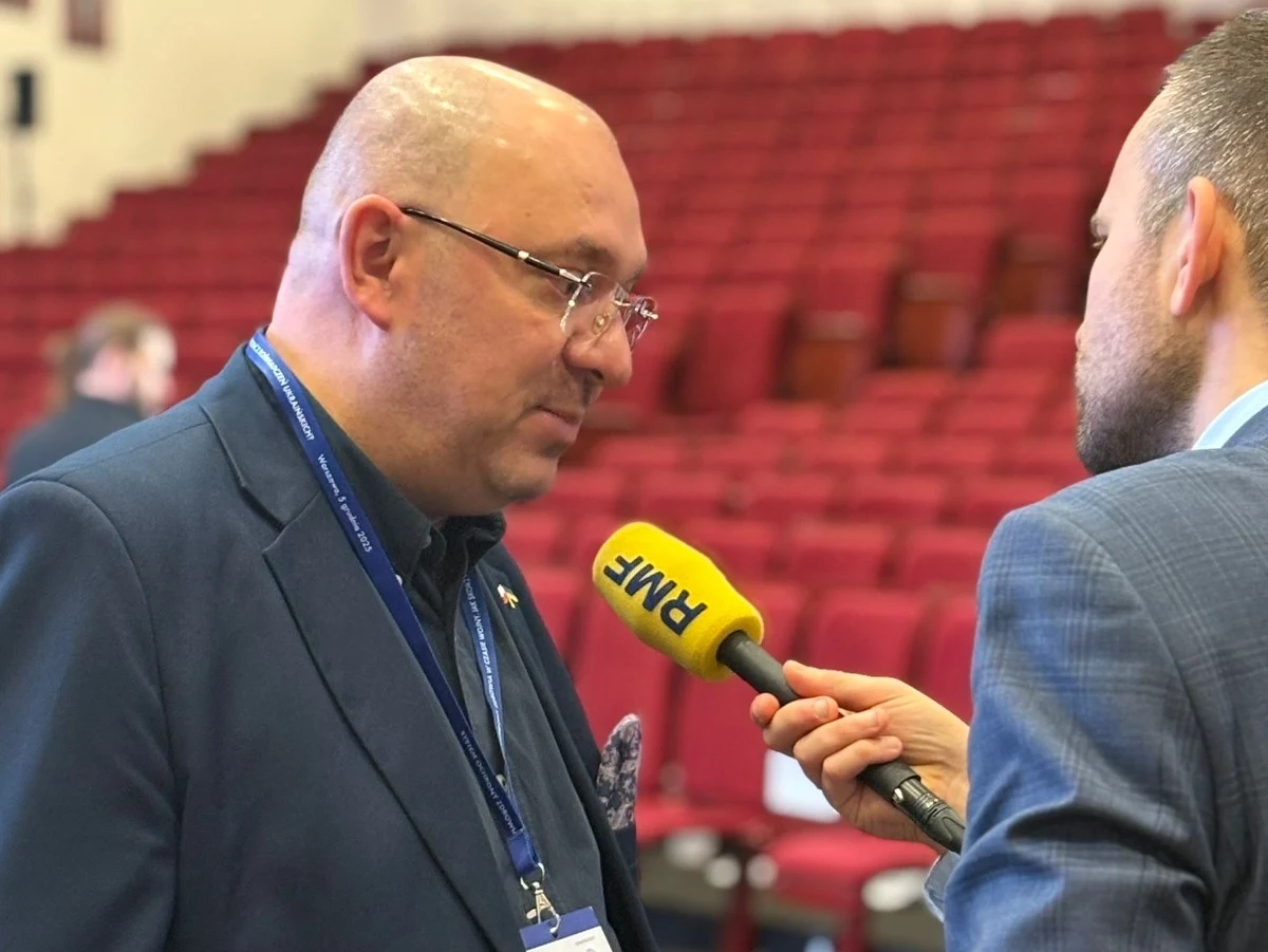 Dodatkowe zabezpieczenie polskich szpitali powinno być jednym z priorytetów w związku z sytuacją za naszą wschodnią granicą. Z kolei medycyna pola walki powinna stać się obowiązkowym elementem studiów medycznych w Polsce. Takie są wnioski z konferencji "System ochrony zdrowia w czasie wojny. Jak skorzystać z ukraińskich doświadczeń?", która odbyła się na Warszawskim Uniwersytecie Medycznym. Do stolicy przyjechali przedstawiciele ukraińskiego Ministerstwa Zdrowia. Swoimi doświadczeniami podzielili się z polskimi lekarzami.