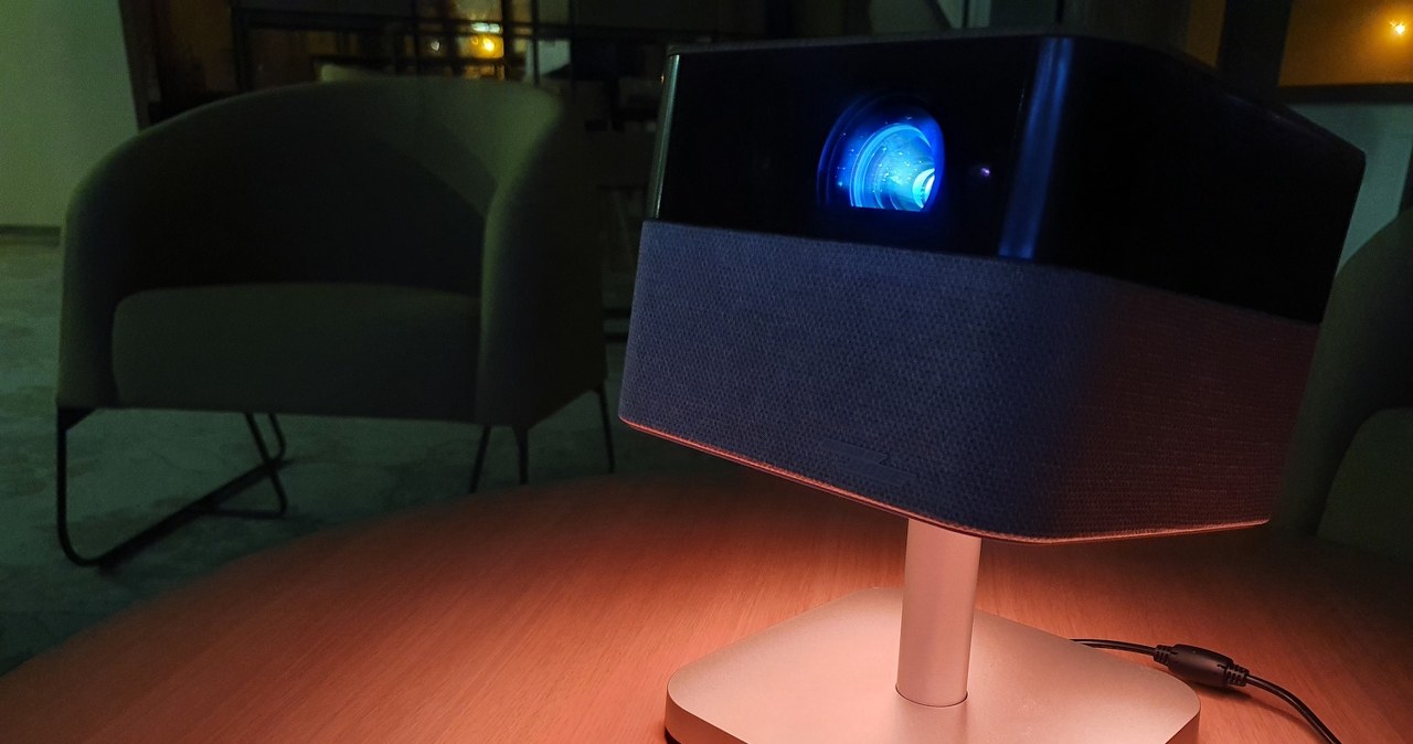 Epson Flex EF-72: Projektor, który zastąpi nie tylko telewizor i konsolę