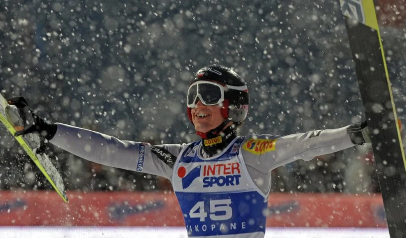 Stoch czekał na to 7 lat. Tak spełnił marzenie. Chwilę wcześniej kibice zamarli