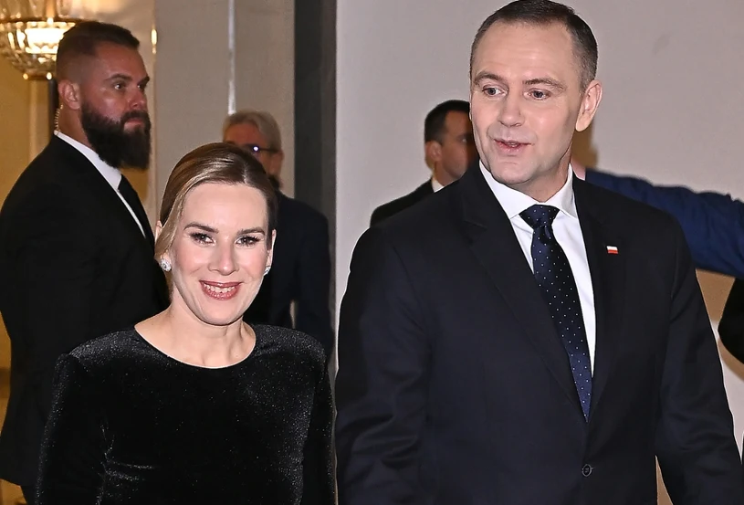 Tak "przywitali" Nawrockiego i żonę w Operze. Prezydent reaguje, niespodzianka
