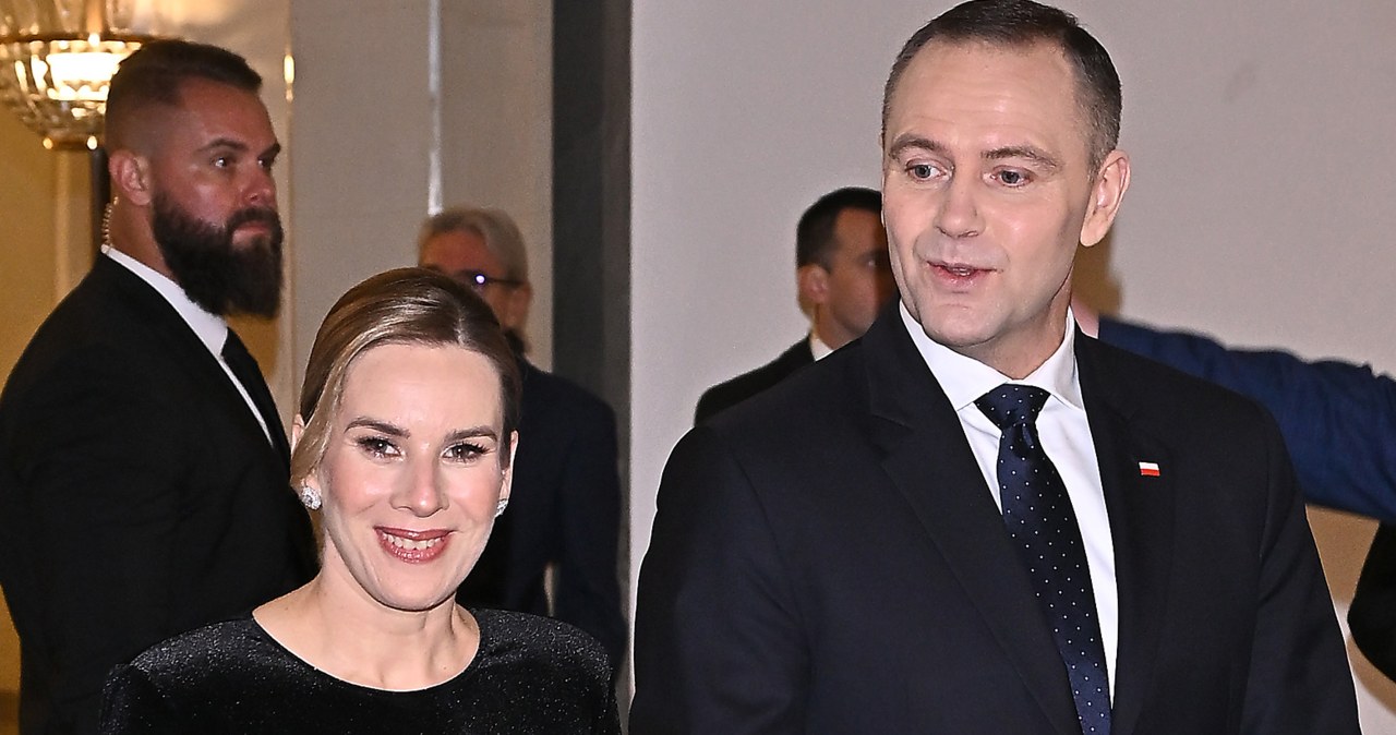Tak "przywitali" Nawrockiego i żonę w Operze. Prezydent reaguje, niespodzianka