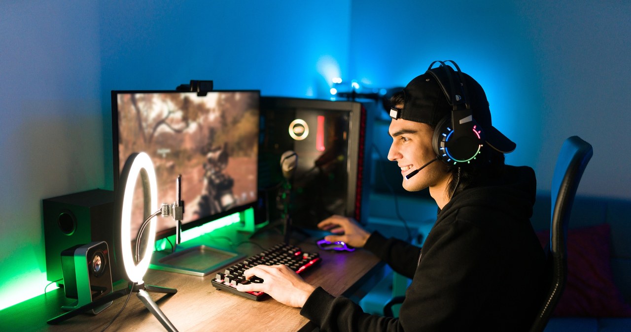 Streamer pozwał Twitcha i Amazona. Poszło o trening sztucznej inteligencji