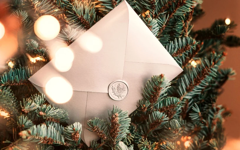 Koperta z gotówką pod choinkę? "Mam dość nietrafionych prezentów"