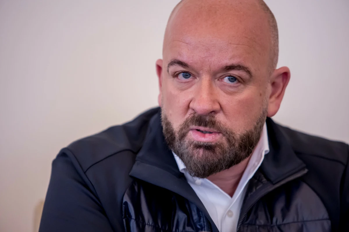 Jacek Sutryk bez poparcia Koalicji Obywatelskiej. Zarząd Regionu KO zaapelował do prezydenta Wrocławia o niezwłocznie podanie się do dymisji. Jak uzasadniono, chodzi o to, by "umożliwić miastu stabilne działanie i odbudowę zaufania publicznego". "Naszą rolą jest stać po stronie uczciwości w życiu publicznym, dlatego apelujemy do Jacka Sutryka o rezygnację" - napisano.