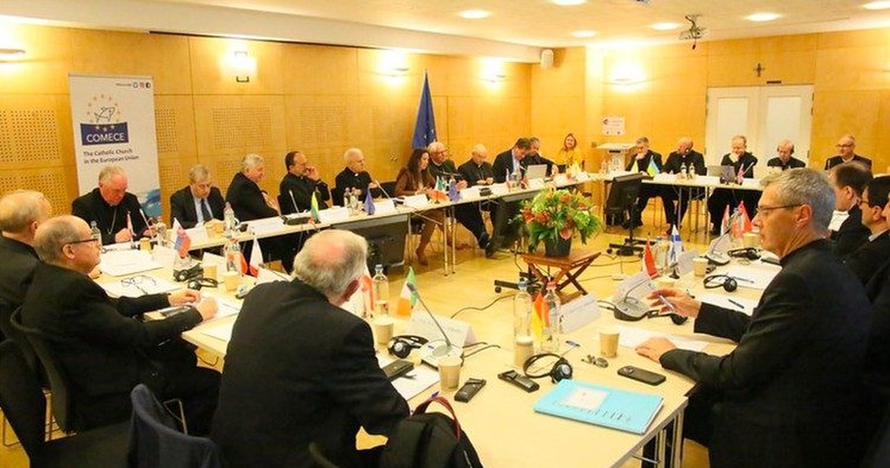 Biskupi oburzeni wyrokiem TSUE. "Rodzi nastroje antyeuropejskie"