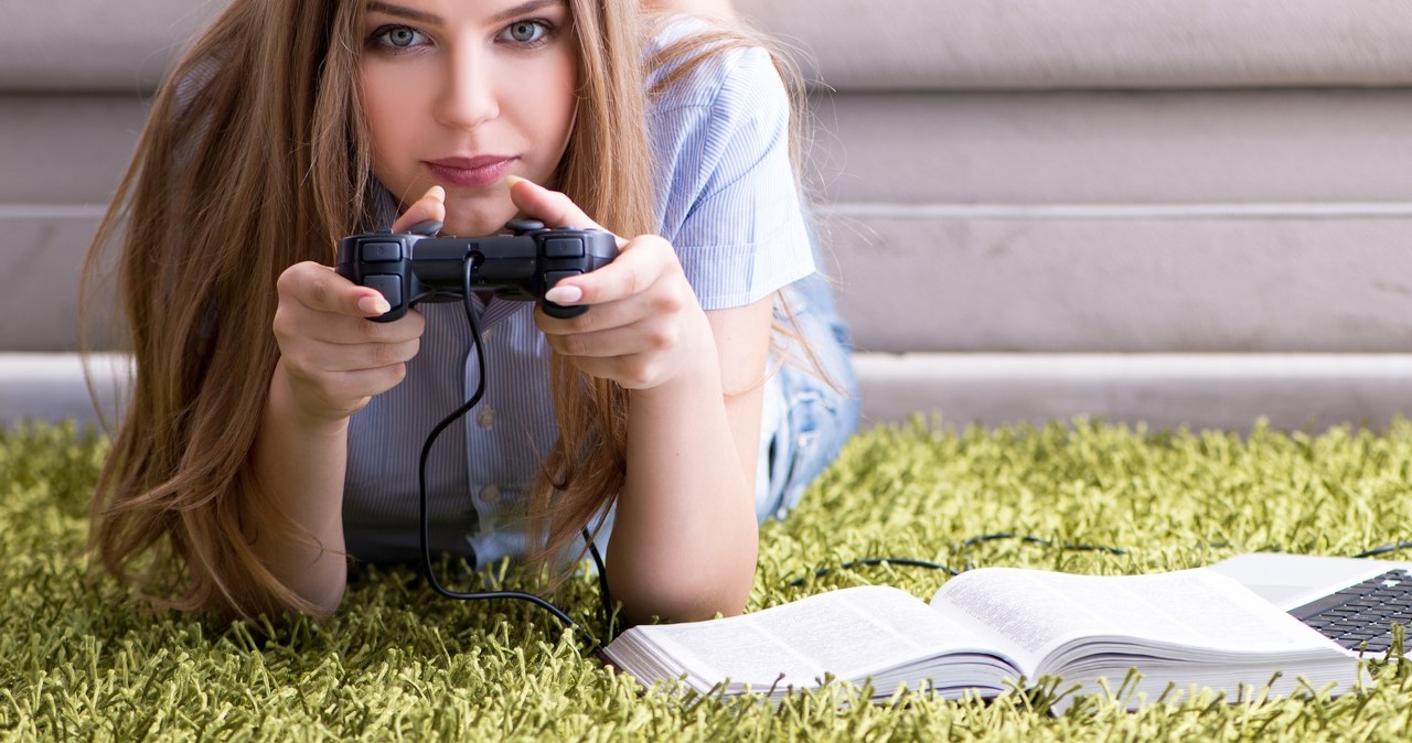 Gry uczą angielskiego skuteczniej niż szkoła. Nauka to potwierdza!