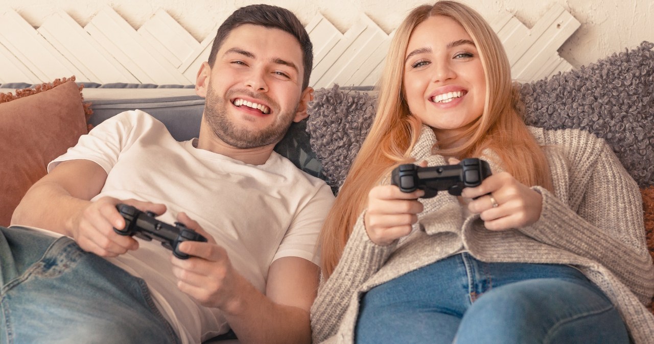 Pary, które grają razem, zostają razem? Sprawdzamy, co na to nauka