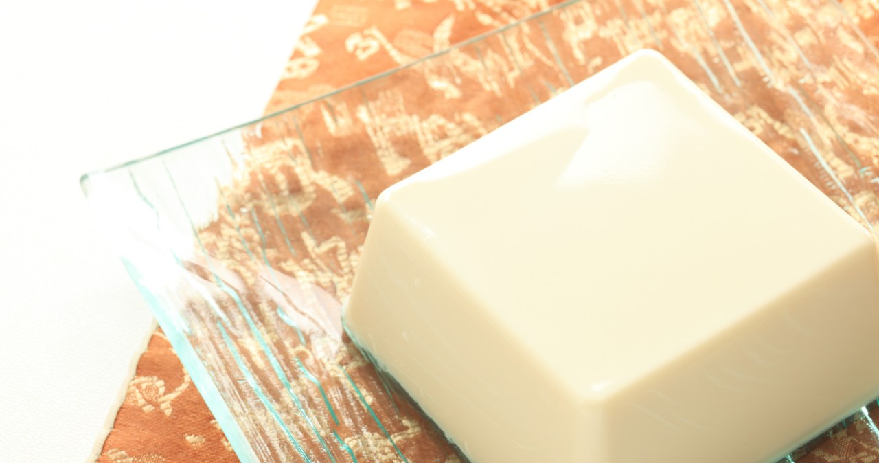 "Mydełko" na suche łokcie. Nie wydasz fortuny, a pozbędziesz się problemu