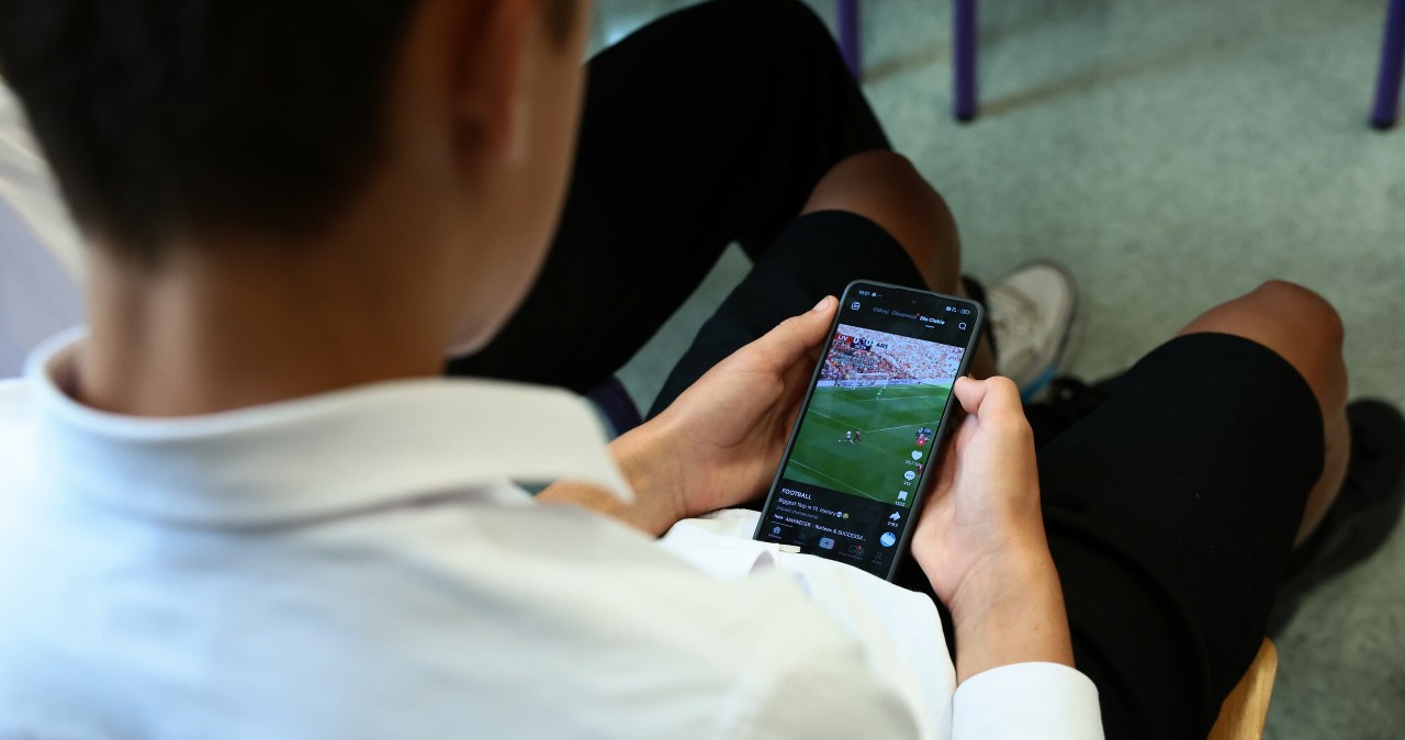 Ruszają z zakazem Facebooka i TikToka. Rewolucja miesiąc przed wakacjami