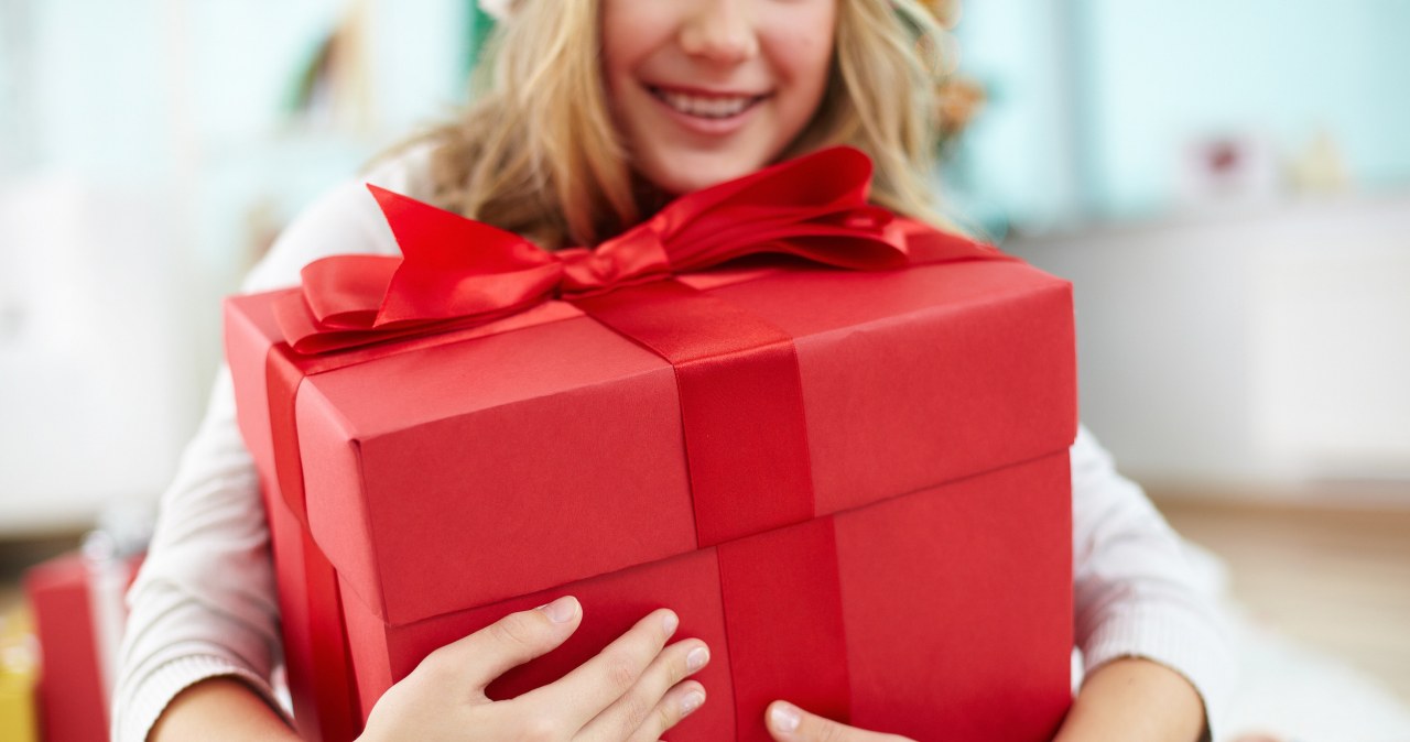 Złoty zegarek czy ciepły koc? Wybór zdradzi, co się czeka tuż po Wigilii