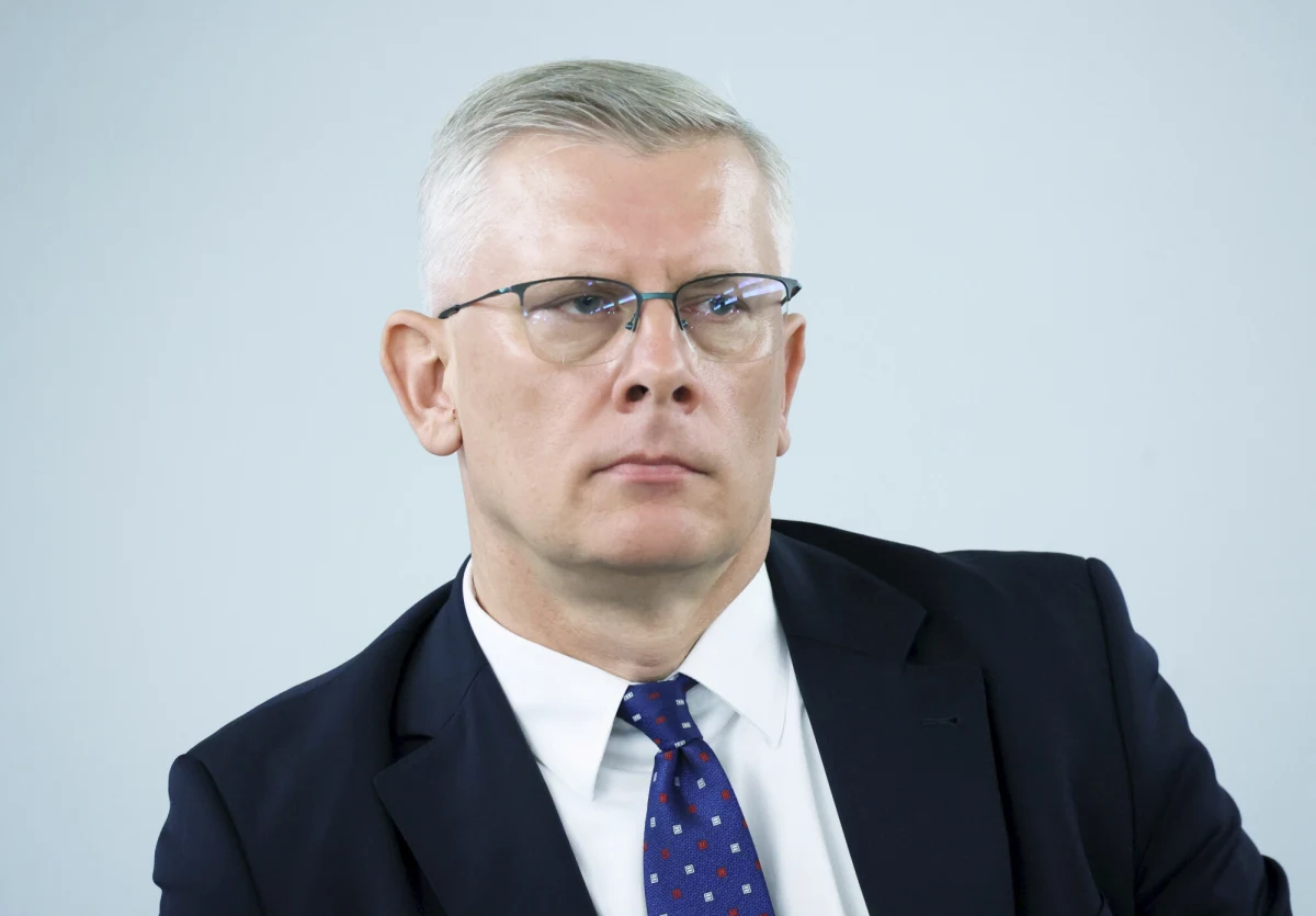 Co dla Polski oznacza nowa strategia bezpieczeństwa USA? Jest szansą, a może zagrożeniem, dla naszego kraju? Jak układa się współpraca prezydenta Karola Nawrockiego z rządem Donalda Tuska w kwestiach bezpieczeństwa? Między innymi o to Marek Tejchman zapyta w Popołudniowej rozmowie w RMF FM Sławomira Cenckiewicza, szefa Biura Bezpieczeństwa Narodowego. Zapraszamy!