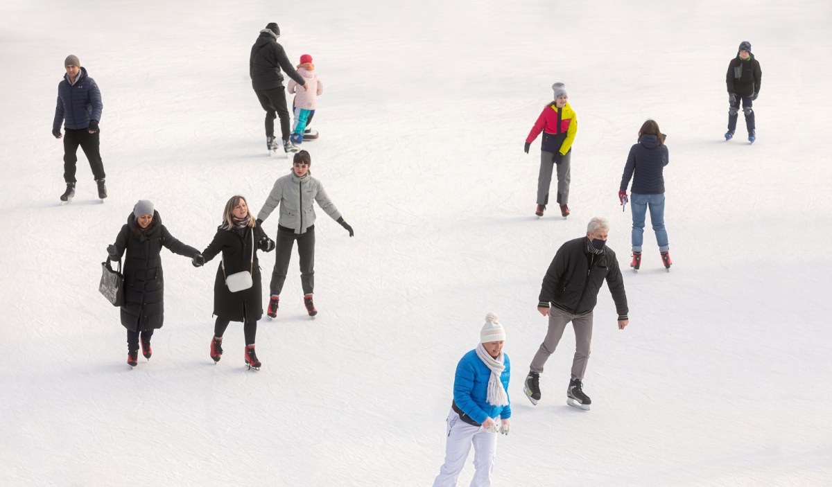 Lodowisko na placu Litewskim wraca po 15 latach. Ile za bilet?