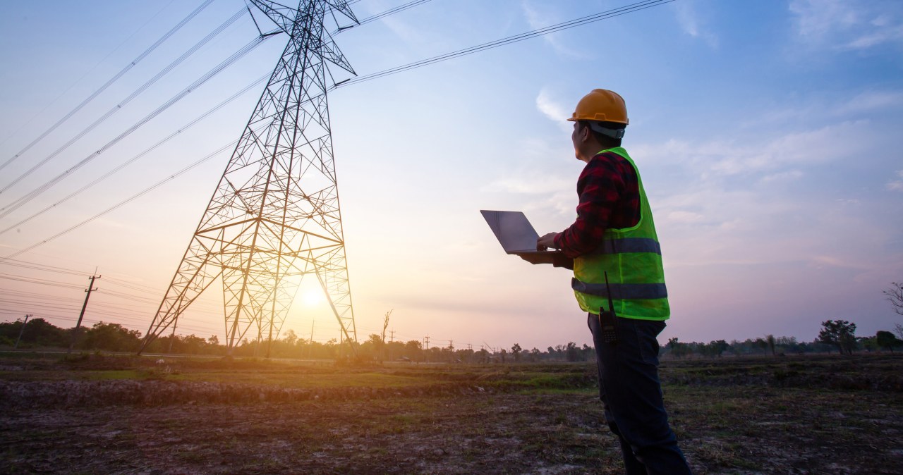 To kręgosłup naszej energetyki. KE obiecuje tańszy prąd i pewne dostawy