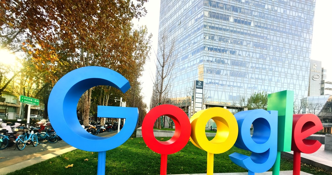 Google zapowiada nowe okulary. "Mają potencjał, by zastąpić telefony"