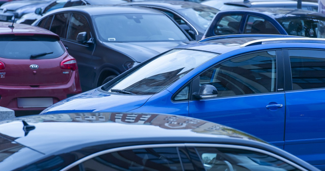 Urząd skarbowy sprzedaje auta. Sprawdź, gdzie odbędą się licytacje