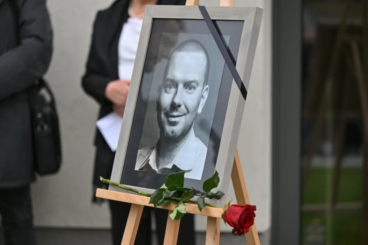 Prokuratura przekazała nowe informacje ws. śledztwa dotyczącego zabójstwa lekarza w Szpitalu Uniwersyteckim w Krakowie. Chodzi o opinię sądowo-psychiatryczną dotyczącą Jarosława W., który zabił nożem ortopedę Tomasza Soleckiego.