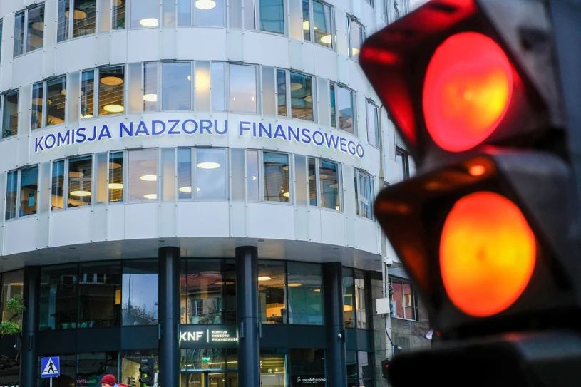Zaskakująca transakcja na polskim rynku. KNF sprawdza, czy jest drugie dno