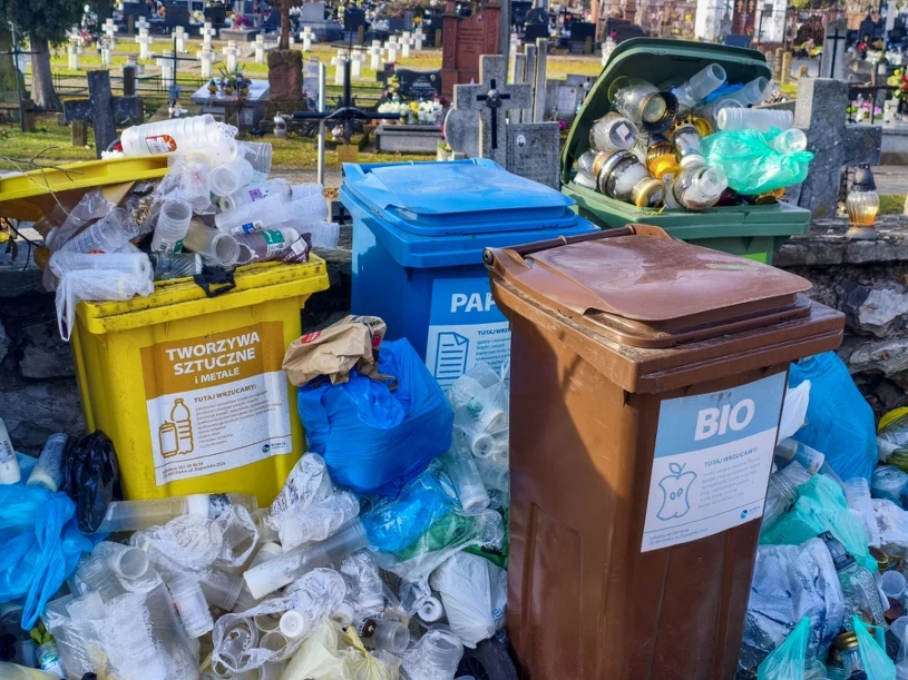 Śmieci zalegają na ulicach? Mieszkańcy dolnośląskiego miasta się skarżą