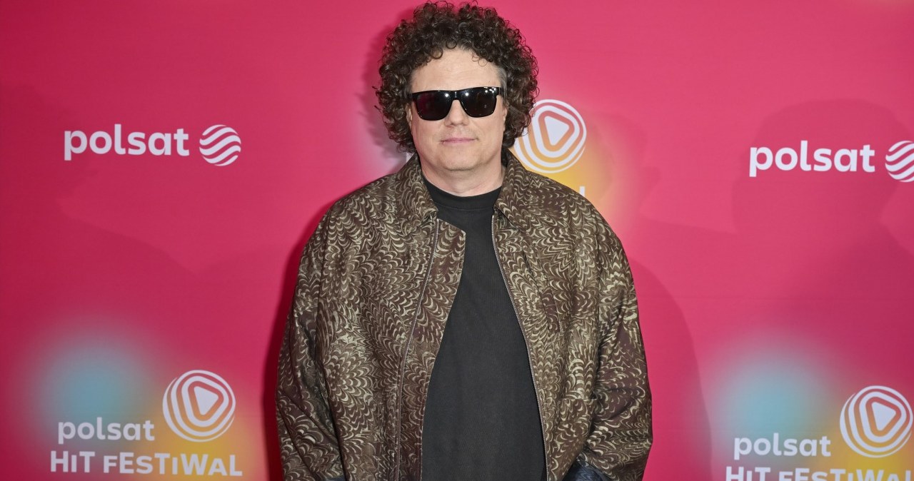 Dopiero wyrzucili go z zespołu przez SMS! Teraz pokazał coś zupełnie nowego