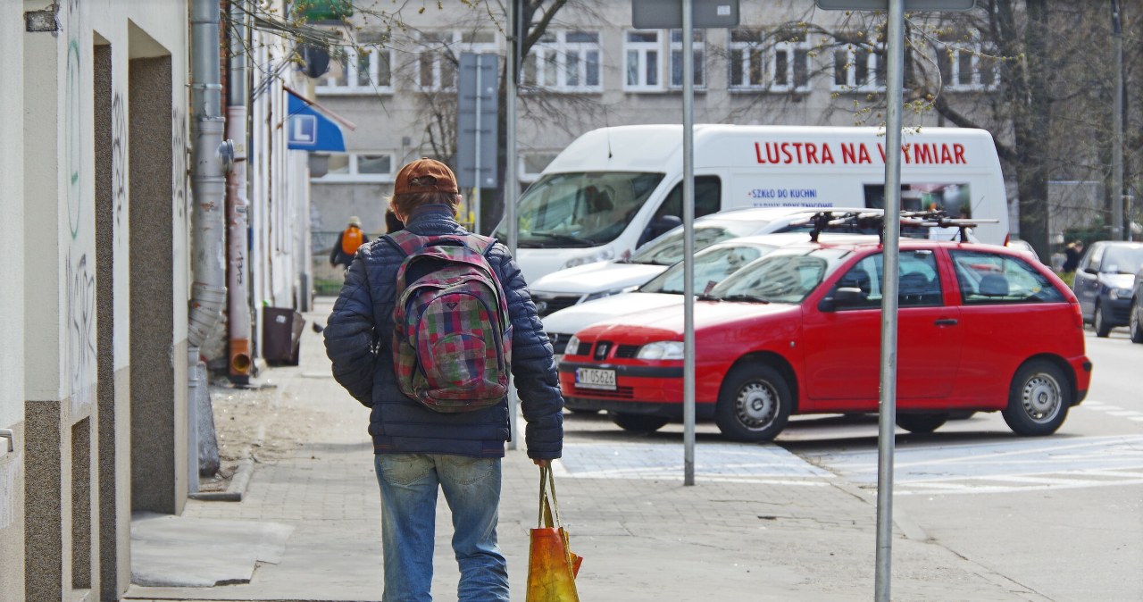 Państwo płaci uzależnionym od alkoholu. Takie są stawki w 2026 roku