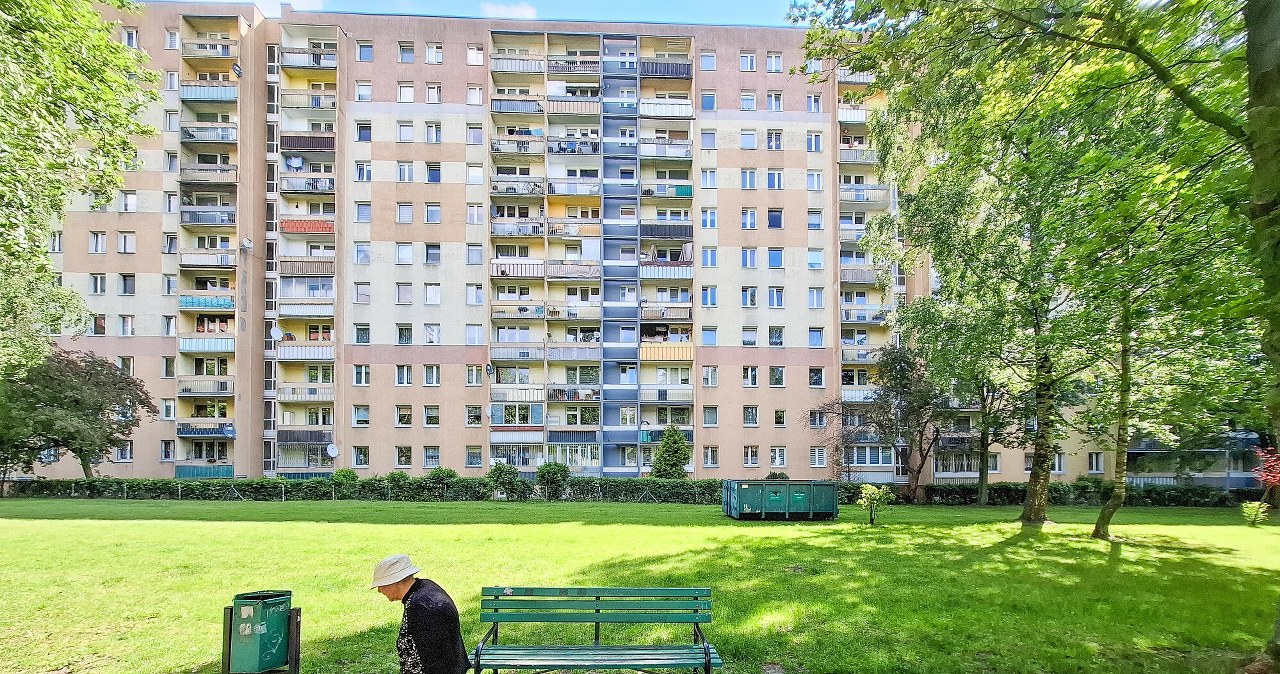 Koniec pewnej epoki? "Nawet dzień dobry na klatce nie odpowiadają"