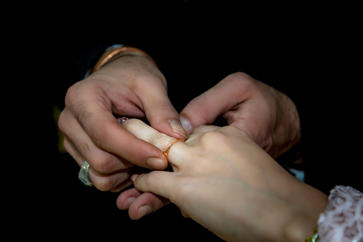 To się dzieje w XXI wieku. Wyszła za mąż w wieku 12 lat, rok później urodziła syna
