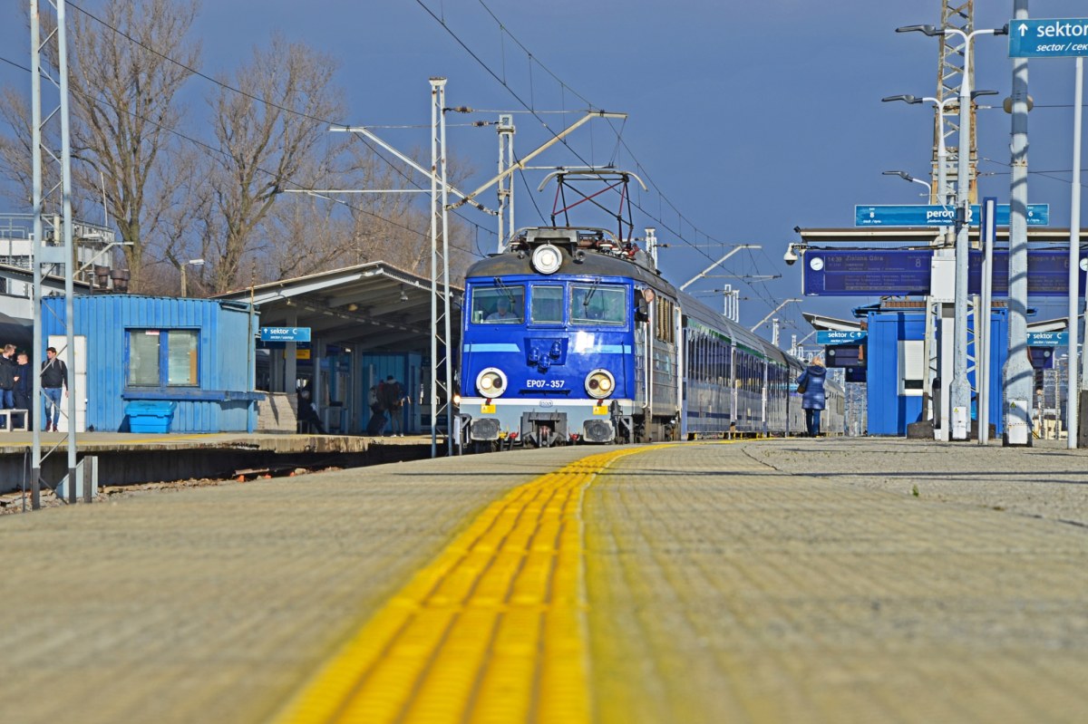 Czeski przewoźnik rezygnuje z kursów. PKP grozi pozwem