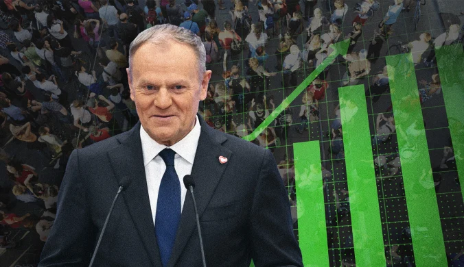 "Moment przełomu". Sondaż na dwulecie rządu potwierdza trend