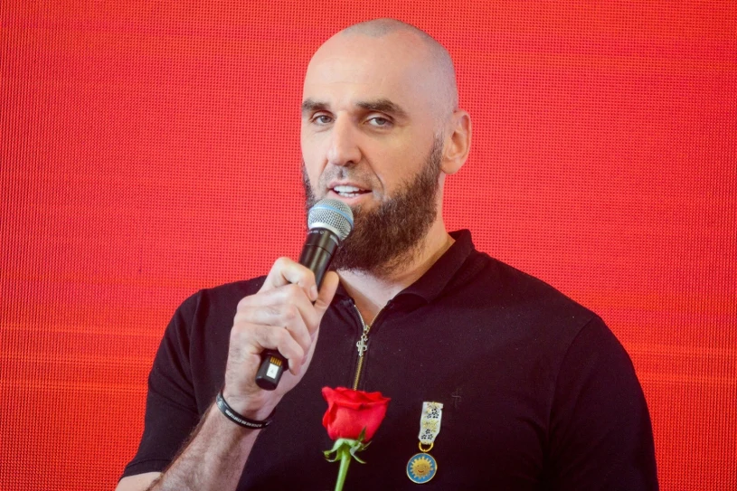 Gortat z jasną opinią ws. lidera Konfederacji. Mówił o tym od wielu lat