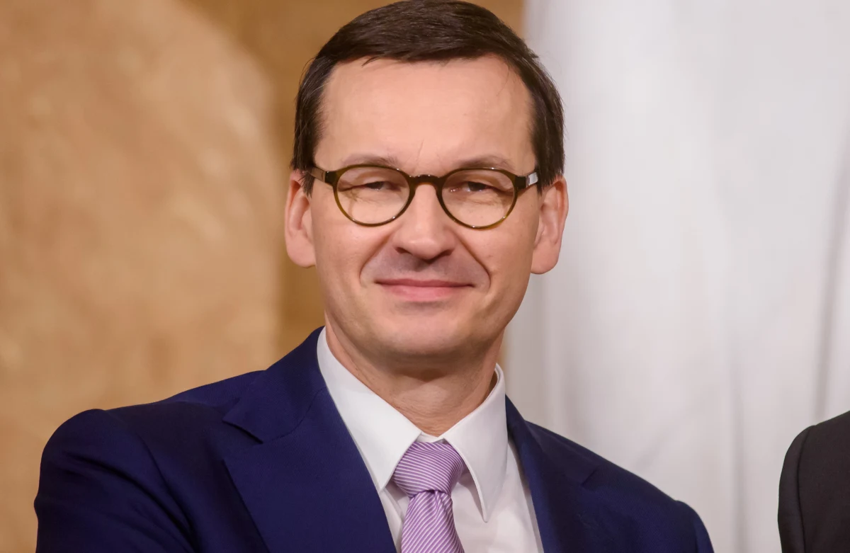 Wiceprezes Prawa i Sprawiedliwości Mateusz Morawiecki nie wziął udziału w piątkowym posiedzeniu Prezydium Komitetu Politycznego partii w Warszawie. Zamiast tego były premier odwiedził Brzozów na Podkarpaciu, gdzie spotkał się z sympatykami PiS. W tle narastają spory i napięcia wewnątrz ugrupowania.