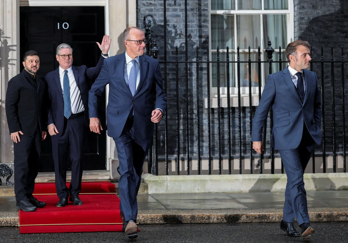 Nie dojdzie do sobotniego spotkania w Paryżu na temat Ukrainy - poinformowało w piątek wieczorem źródło w Pałacu Elizejskim. Według doniesień medialnych w spotkaniu mieli brać udział wysokiej rangi przedstawiciele Ukrainy, USA i krajów europejskich.