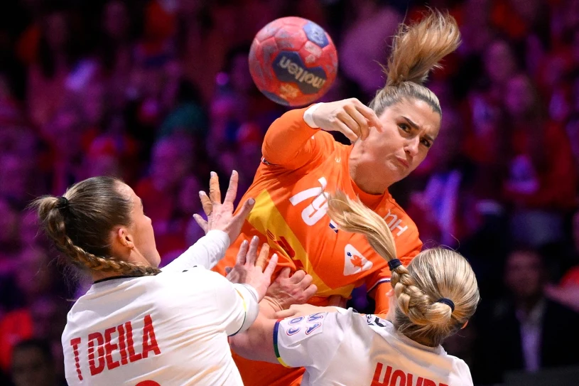 Ahoy Arena cicha jak po meczu Polski z Austrią. Demolka w starciu mistrzyń IO