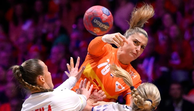 Ahoy Arena cicha jak po meczu Polski z Austrią. Demolka w starciu mistrzyń IO