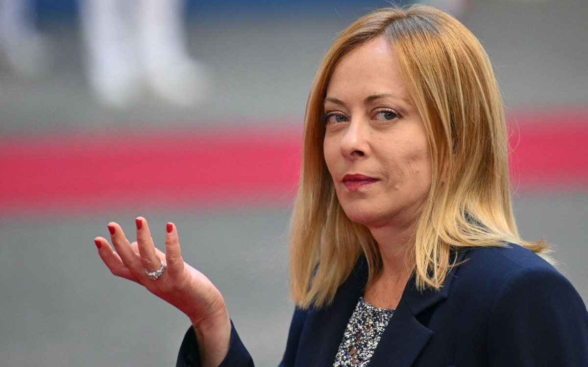 Nadchodzi czas prezentów. Co dostanie Giorgia Meloni?
