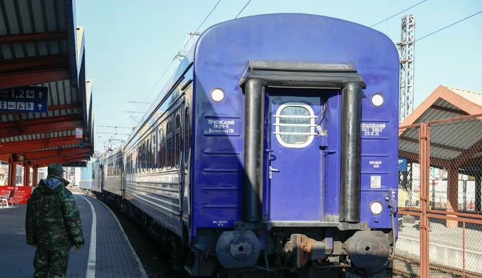 Akcja służb w pociągu z Przemyśla do Kijowa. Setki pasażerów ewakuowane