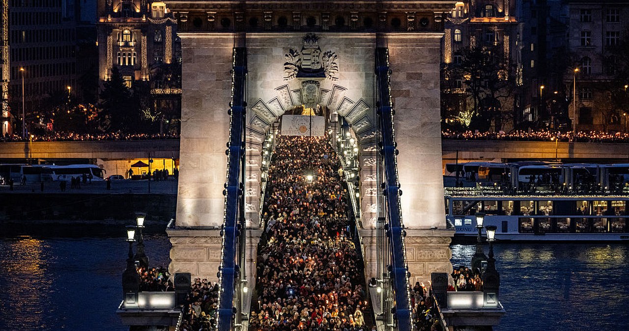 Tysiące Węgrów wyszło na ulice. Antyrządowy protest w Budapeszcie