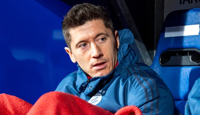 "Tajna umowa" Lewandowskiego. Sensacyjna historia. "Zostałby zawieszony"