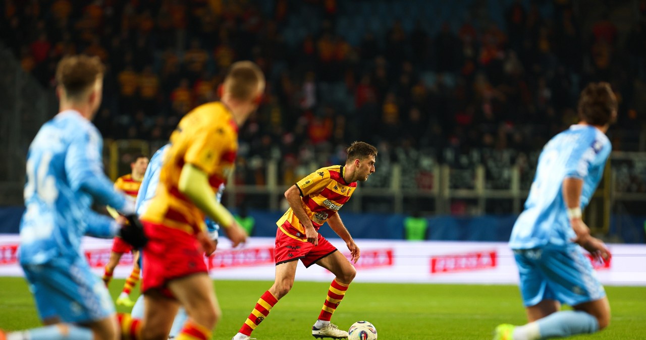 Wymiana ciosów i bicie głową w mur. Znamy lidera Ekstraklasy na koniec roku